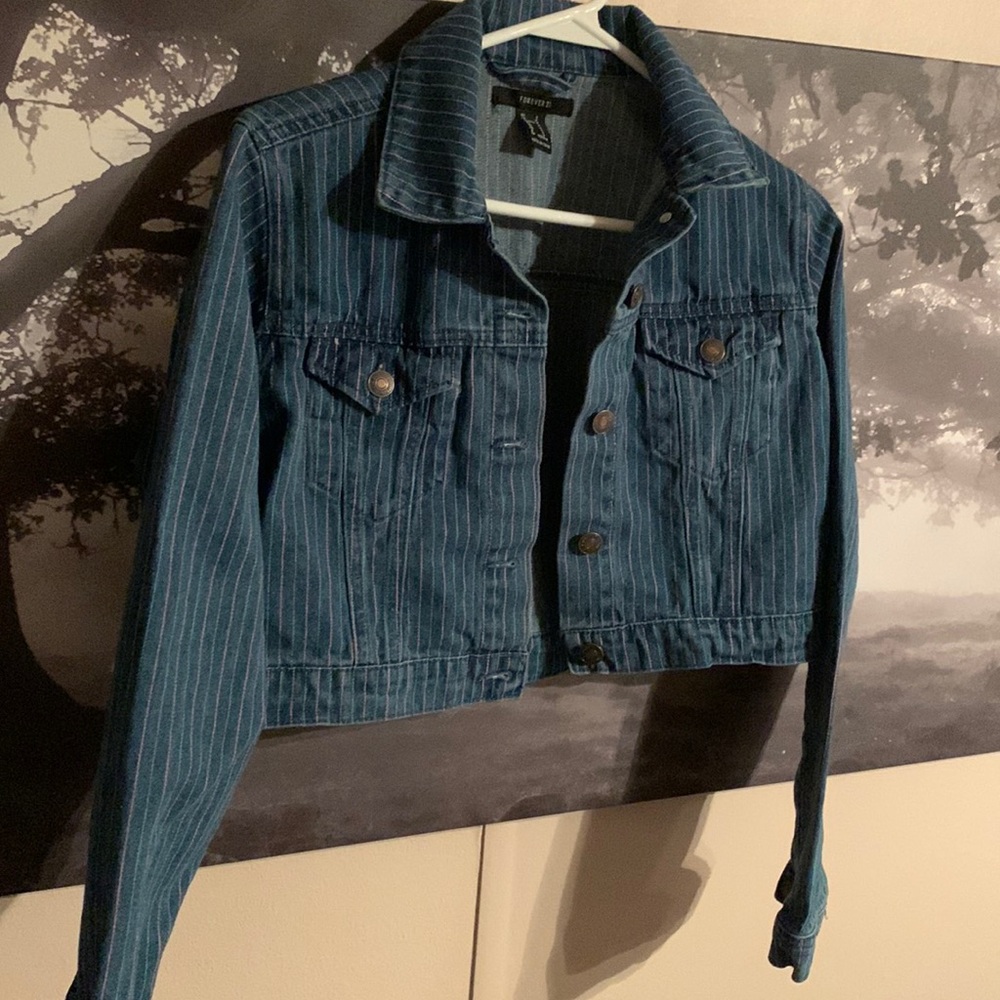 Forever 21 crop pinstripe Jean jacket s